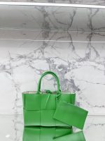 Replica della borsa Bottega Veneta