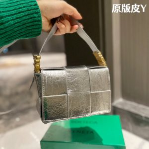 Réplique du sac Bottega Veneta