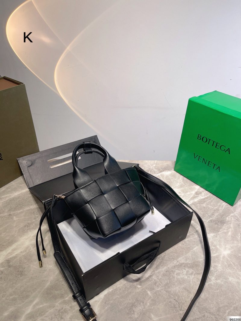 Réplique du sac Bottega Veneta