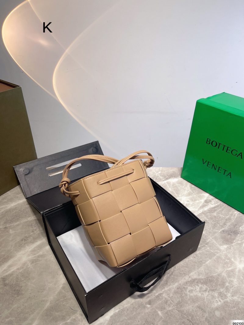 Réplique du sac Bottega Veneta