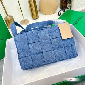 Replica della borsa Bottega Veneta