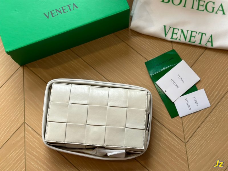 Réplique du sac Bottega Veneta