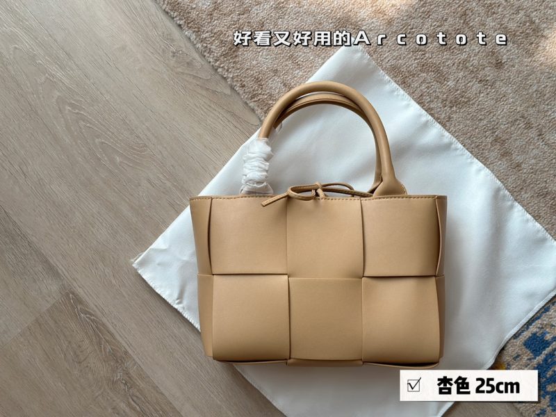 Réplique du sac Bottega Veneta