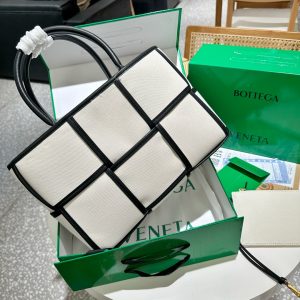 Réplique du sac Bottega Veneta