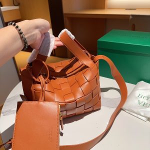 Réplique du sac Bottega Veneta