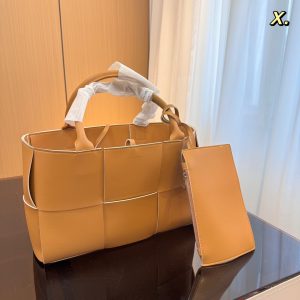 Réplique du sac Bottega Veneta