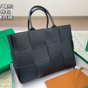 Réplique du sac Bottega Veneta