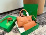 Replik Bottega Veneta Tasche