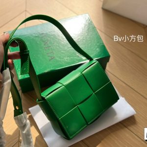 Replik Bottega Veneta Tasche