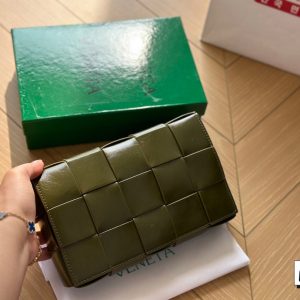 Réplique du sac Bottega Veneta