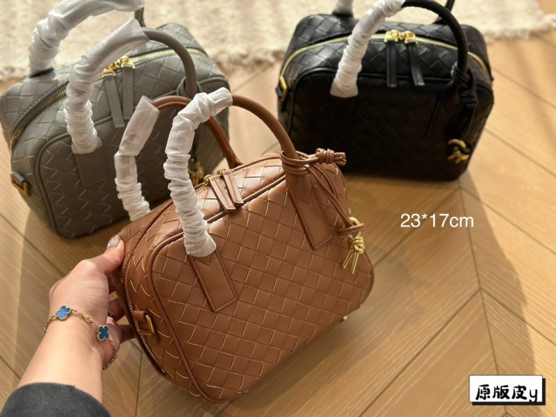 Réplique du sac Bottega Veneta