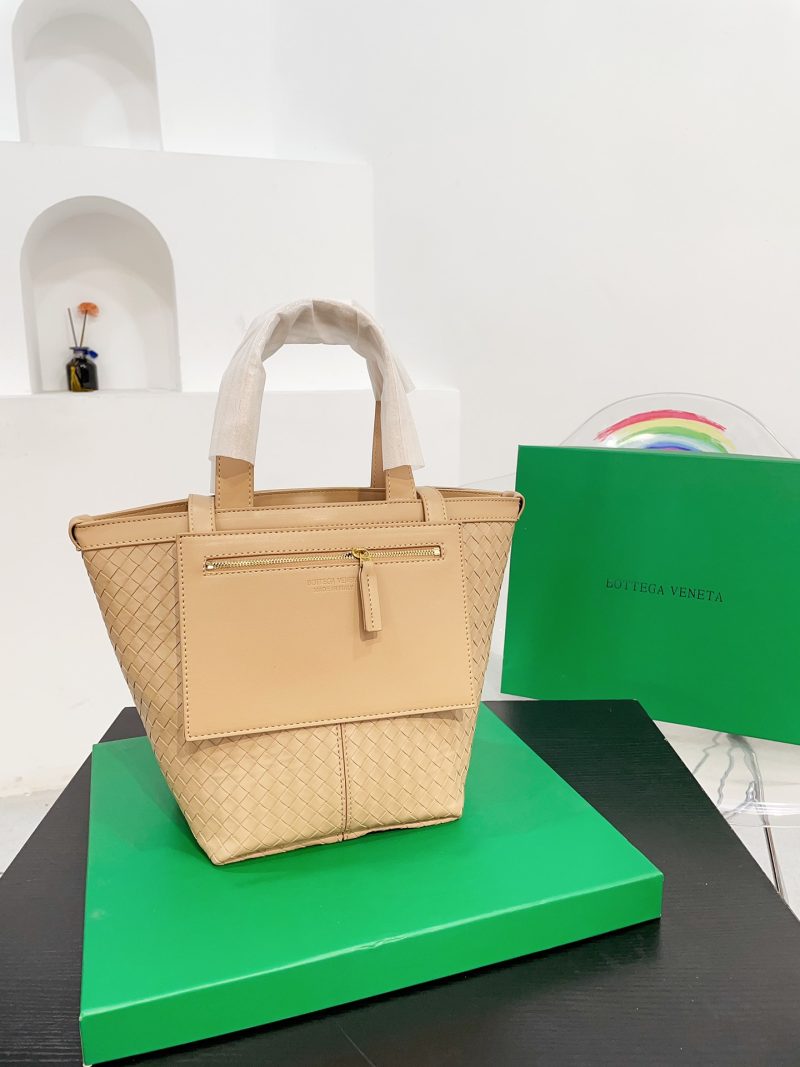 Réplique du sac Bottega Veneta