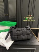 Réplique du sac Bottega Veneta