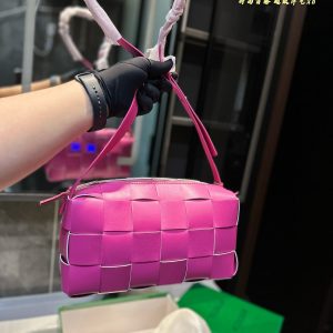 Réplique du sac Bottega Veneta