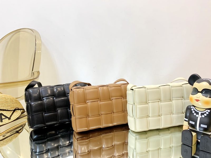 Réplique du sac Bottega Veneta