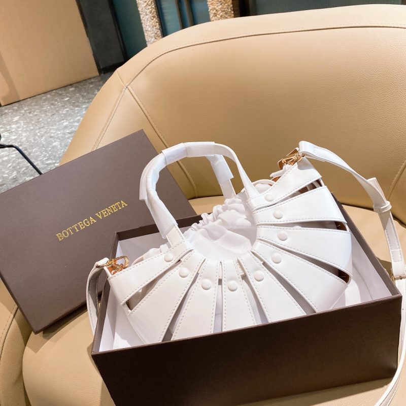 Replica della borsa Bottega Veneta