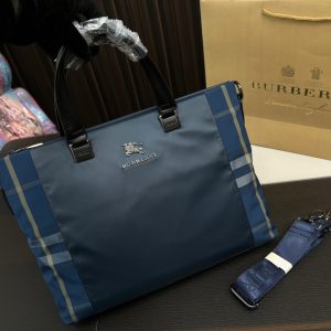 Réplique du sac Burberry