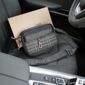 Replik Burberry Tasche