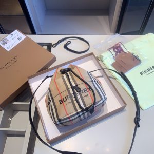 Replica della borsa Burberry