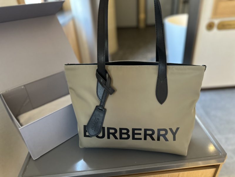 Replica Burberry Bag