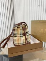 Replik Burberry Tasche