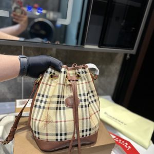 Replica della borsa Burberry