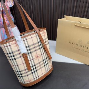 Réplique du sac Burberry