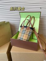 Replica della borsa Burberry