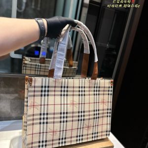 Réplique du sac Burberry