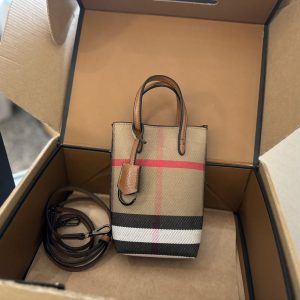 Réplica de bolso Burberry