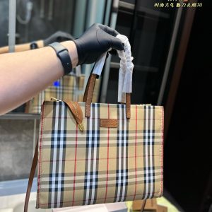 Replica della borsa Burberry