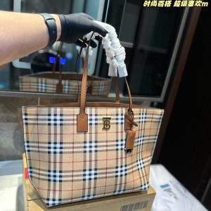 Réplique du sac Burberry