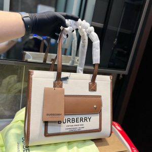 Réplique du sac Burberry