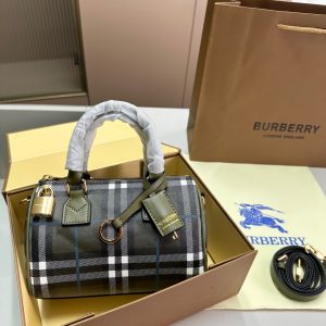 Replica della borsa Burberry