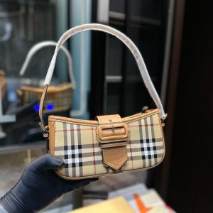 Réplique du sac Burberry