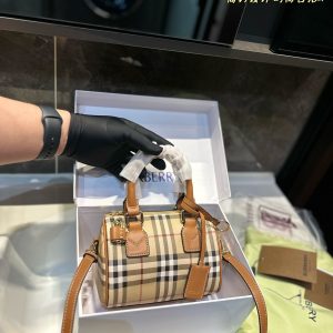 Replica della borsa Burberry