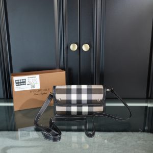 Replica della borsa Burberry