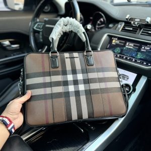 Replica della borsa Burberry