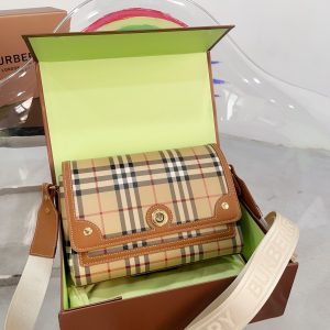 Replica della borsa Burberry