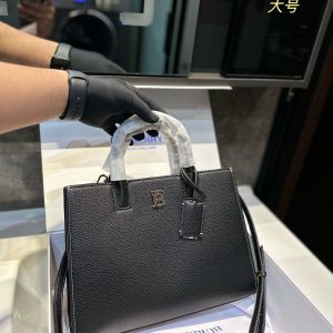 Réplique du sac Burberry