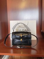 Replica della borsa Bvlgari