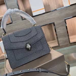 Réplique du sac Bvlgari