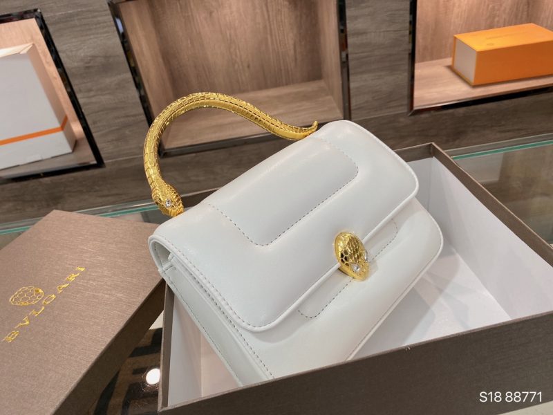 Replica della borsa Bvlgari