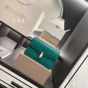 Réplique du sac Bvlgari