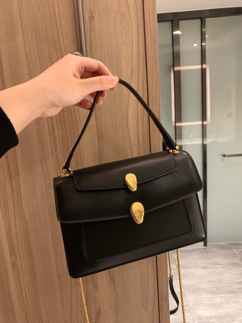 Replica della borsa Bvlgari