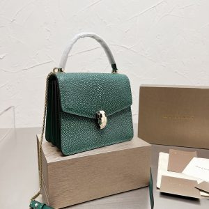 Réplique du sac Bvlgari