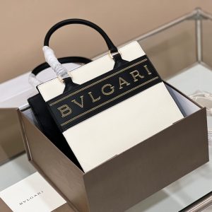 Réplique du sac Bvlgari