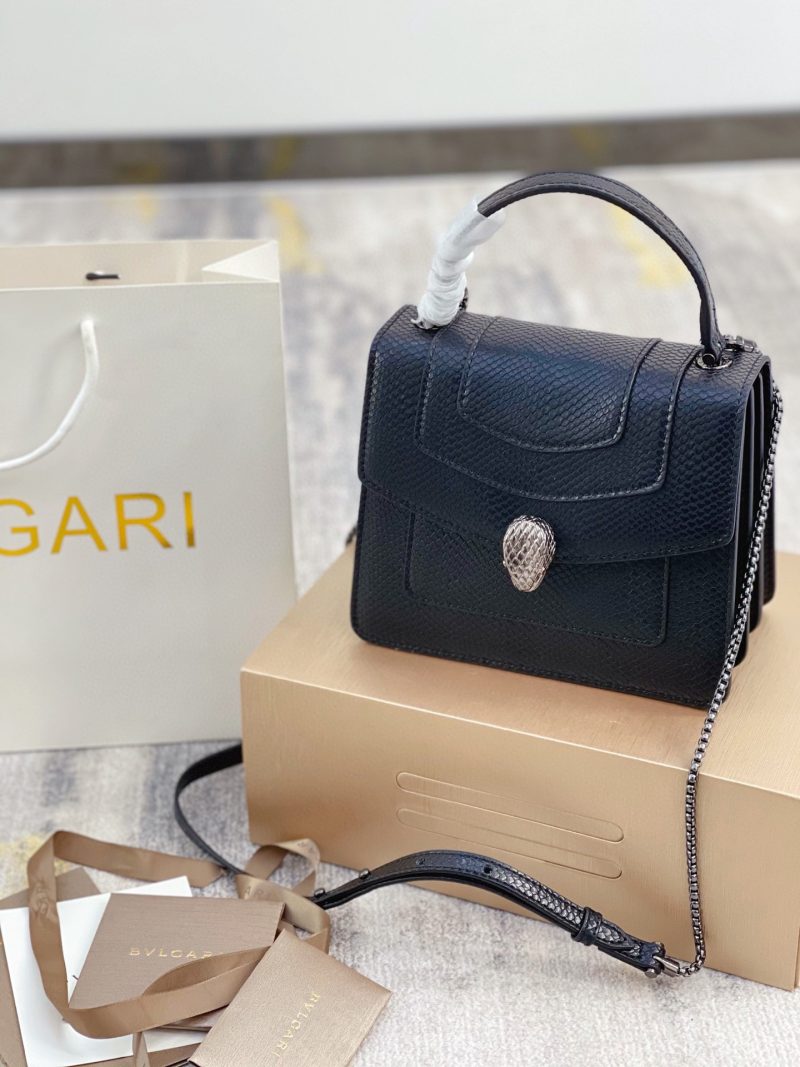 Replica della borsa Bvlgari