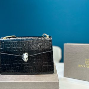 Réplique du sac Bvlgari