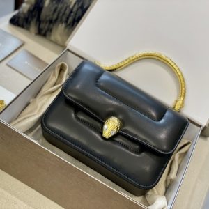 Réplique du sac Bvlgari